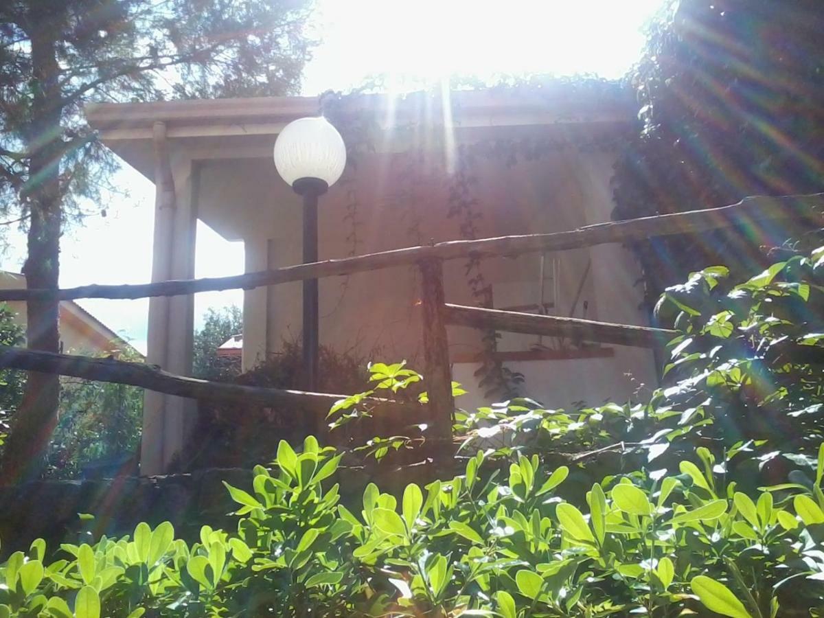 Hotel Sperone Mandra Capreria Exterior foto